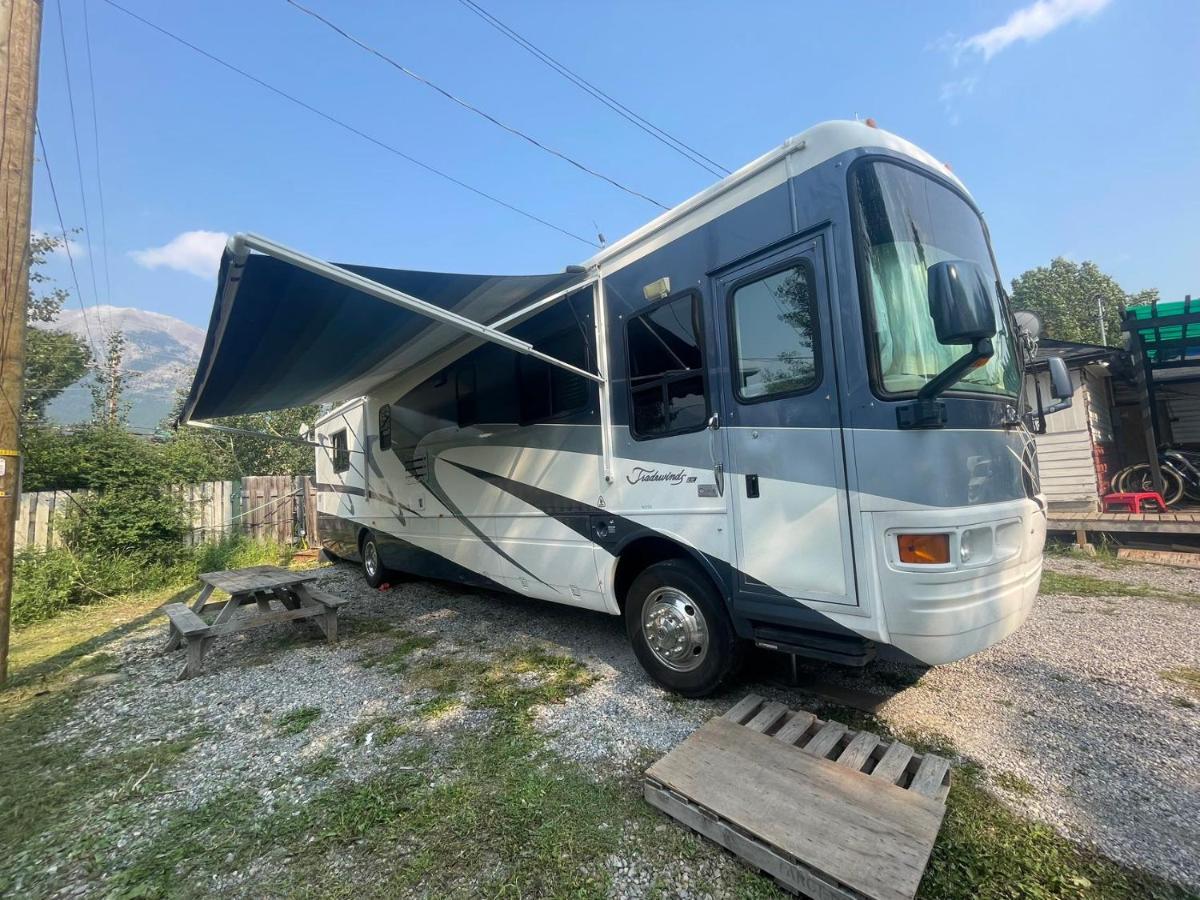 فندق كانمورفي  Rundle Mountain Rv Park المظهر الخارجي الصورة