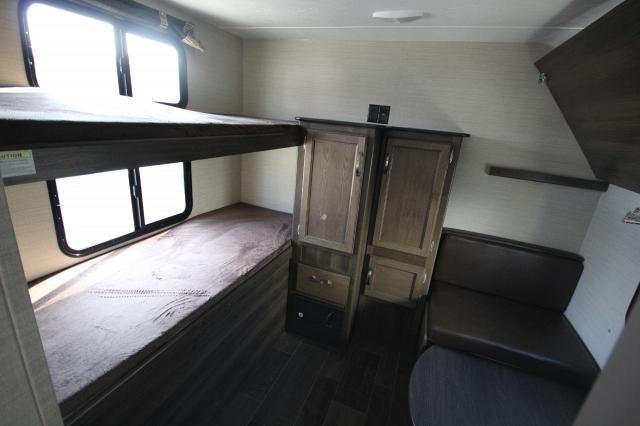 فندق كانمورفي  Rundle Mountain Rv Park المظهر الخارجي الصورة