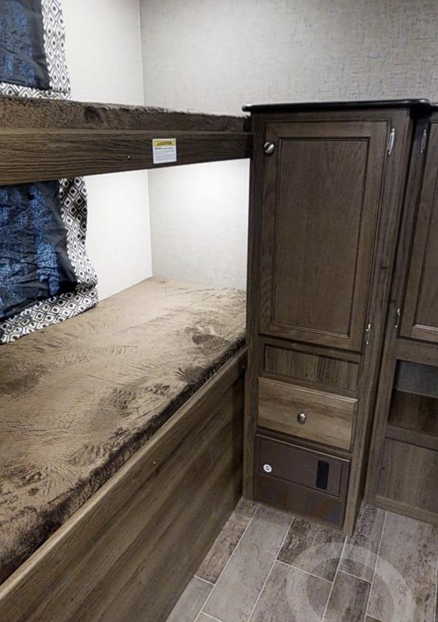 فندق كانمورفي  Rundle Mountain Rv Park المظهر الخارجي الصورة
